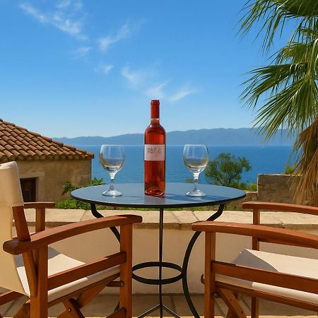 Menexes Suites Monemvasia Monemvasía Exterior foto