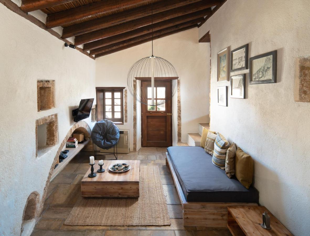 Menexes Suites Monemvasia Monemvasía Exterior foto